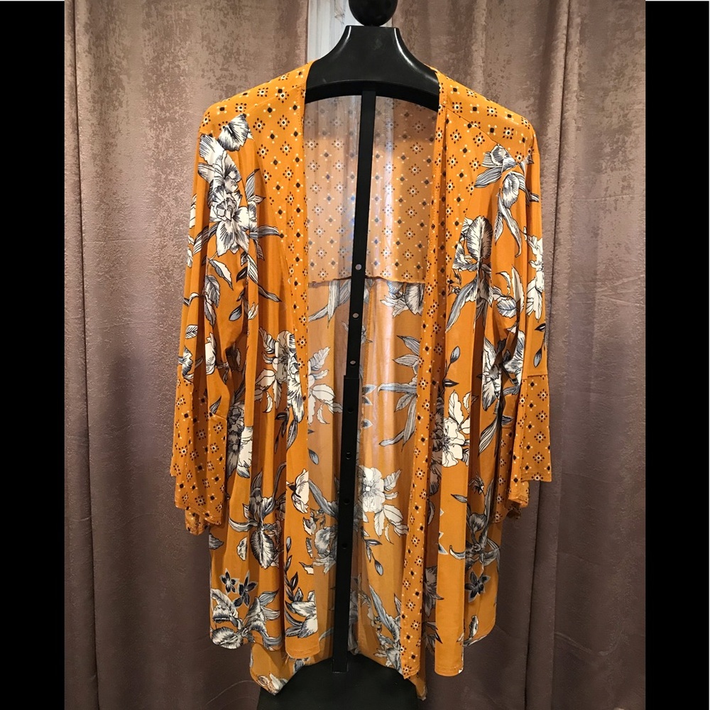Plus size Kimono (mustard yellow/navy/white)